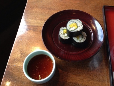 盛岡ごはん_穴子そば巻き.jpg