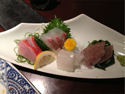静岡ごはん_地魚刺身.jpg